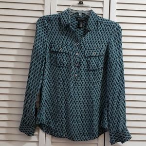 White House black market print silk shirt size 2